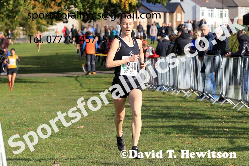 Senior womens 2022 Northern Cross Country Relays, Graves Park, Sheffield. Photo: David T. Hewitson/Sports for All Pics